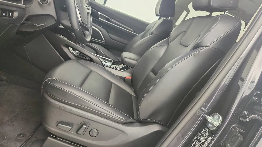 Used 2025 Gray Kia S image 14