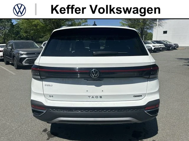 New 2026 White Volkswagen 1.5T SE image 4