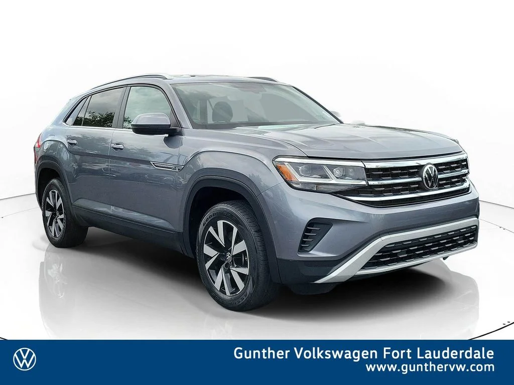2022 Volkswagen Atlas Cross Sport 2.0T SE's photo