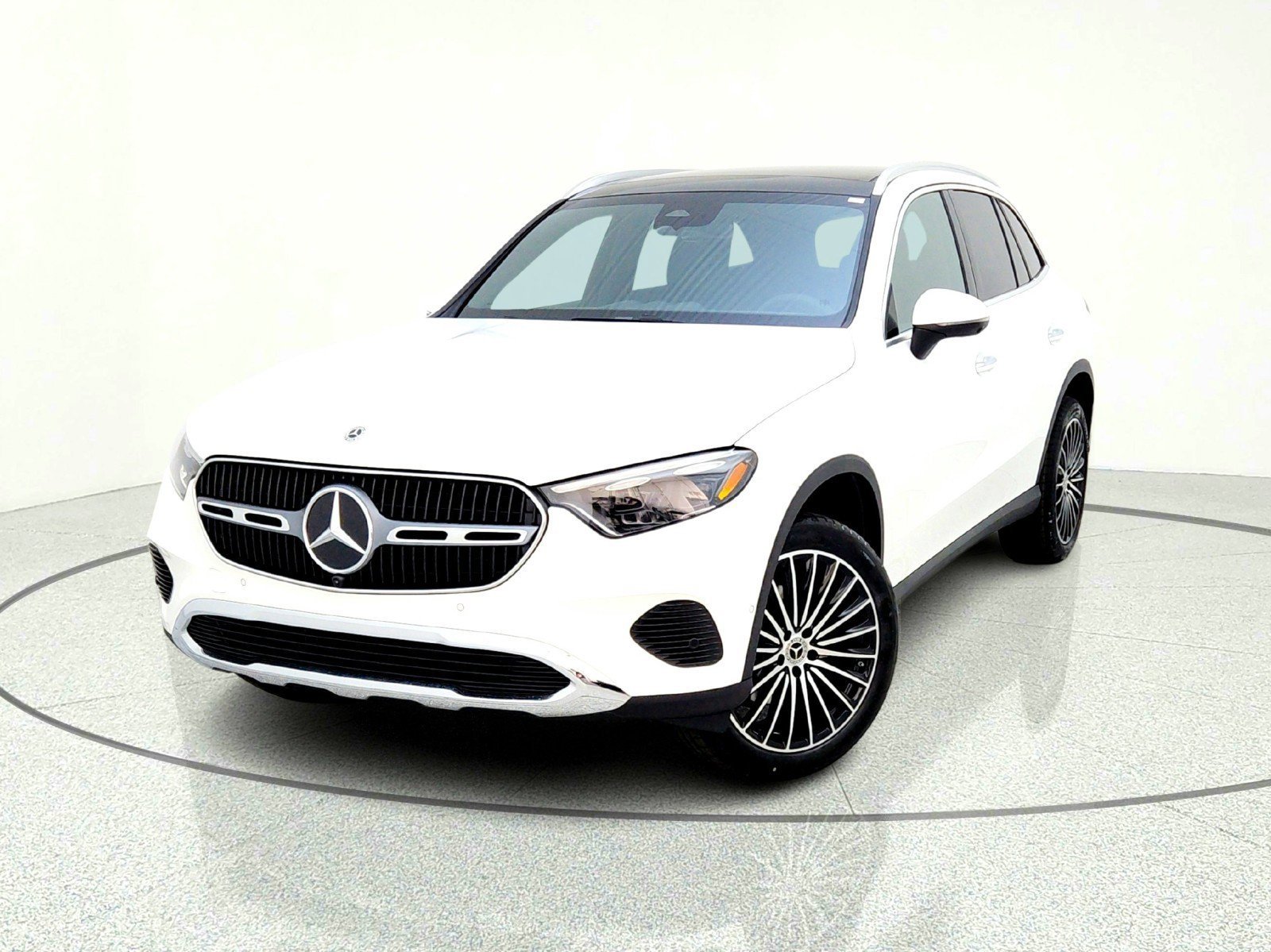 New 2026 Polar White Mercedes-Benz GLC 300 SUV image 25