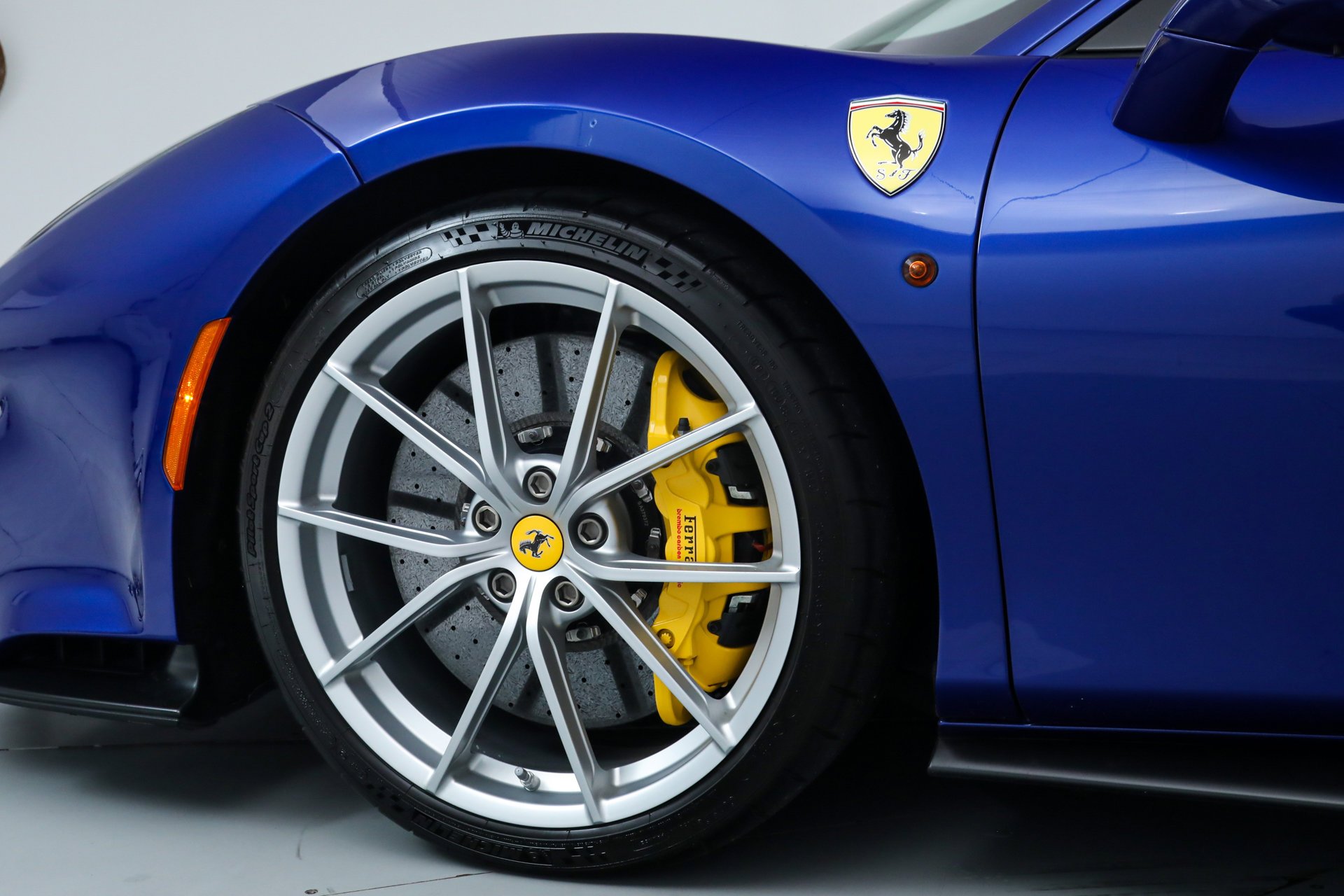 Used 2020 Blue Ferrari  image 16