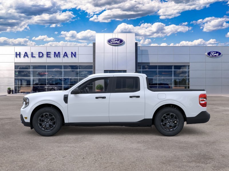 New 2026 Oxford White Ford XLT image 3