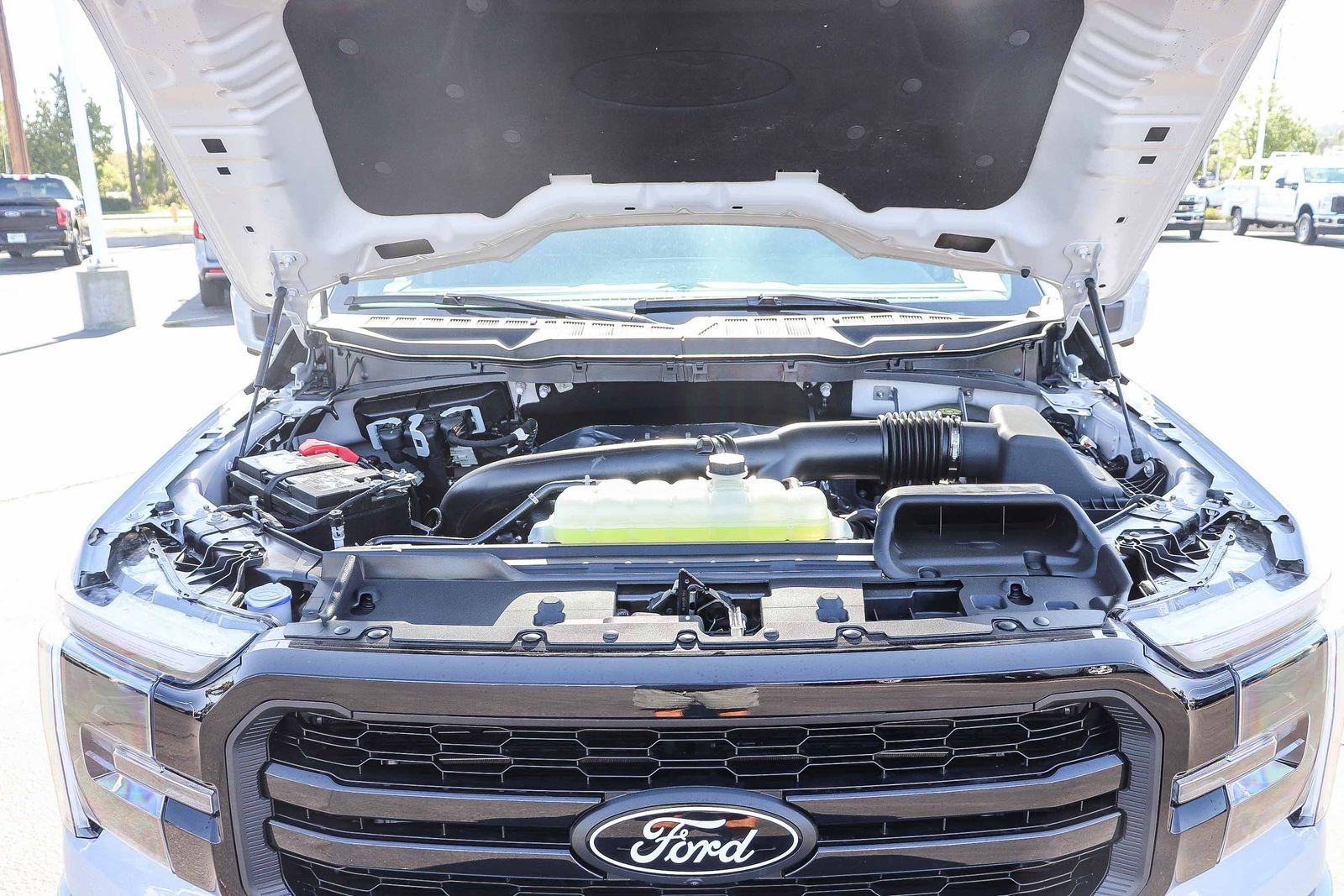 New 2026 Avalanche Ford Lariat® image 28