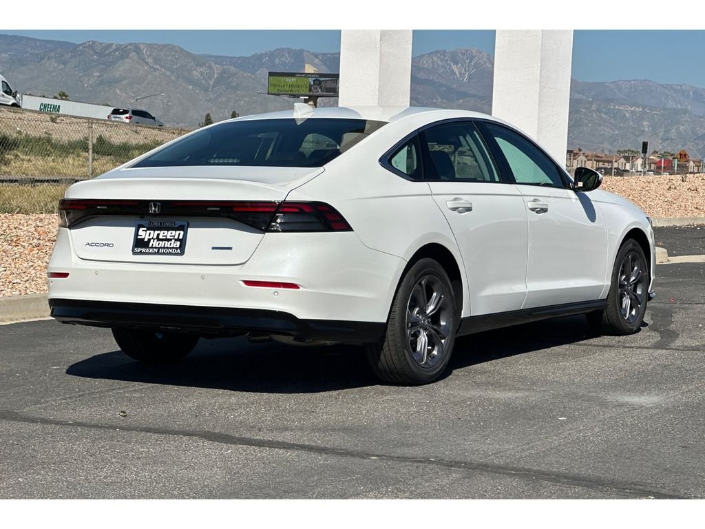Used 2026 Platinum White Pearl Honda EX-L image 71