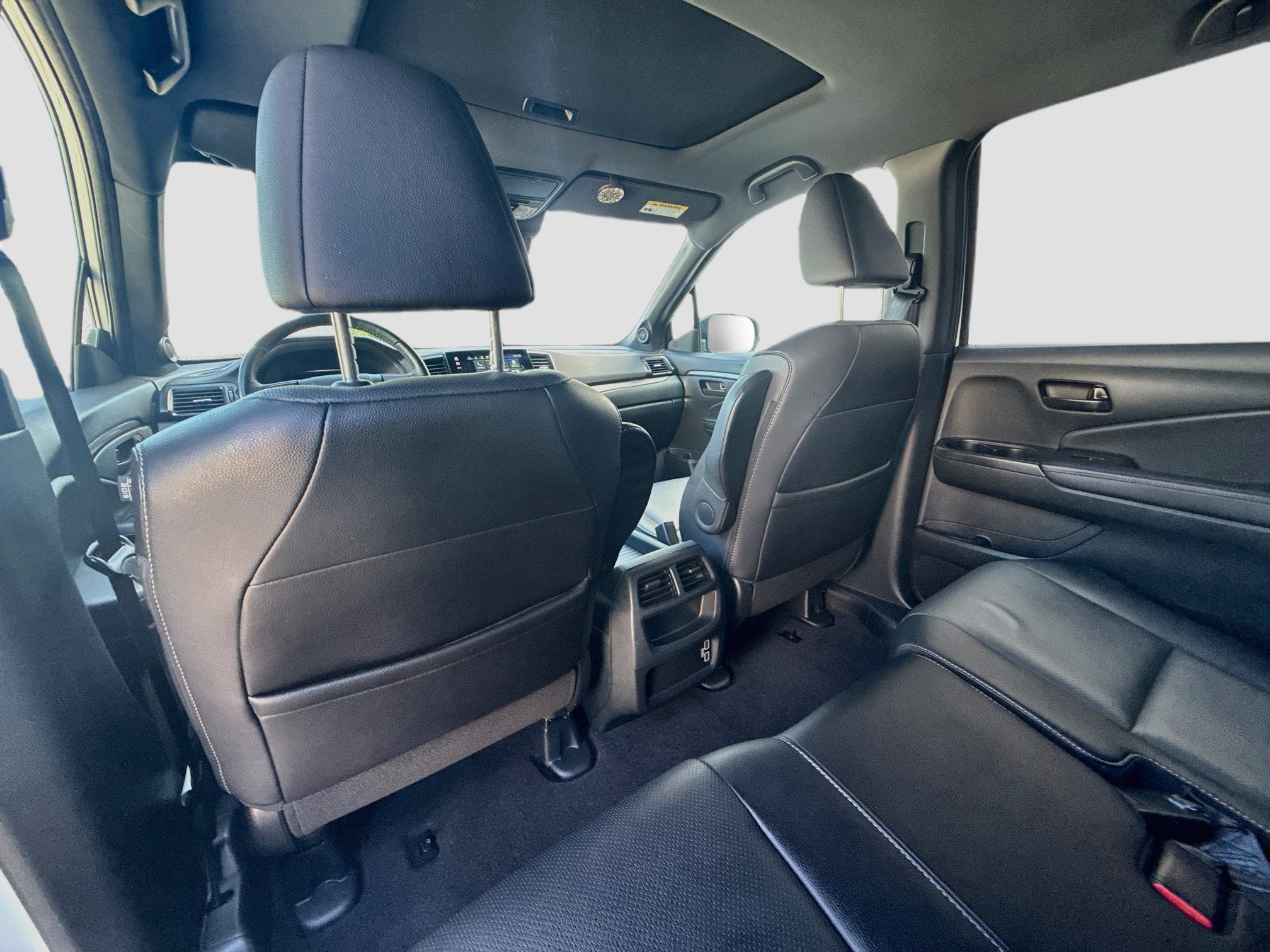 Used 2023 White Honda EX-L image 24