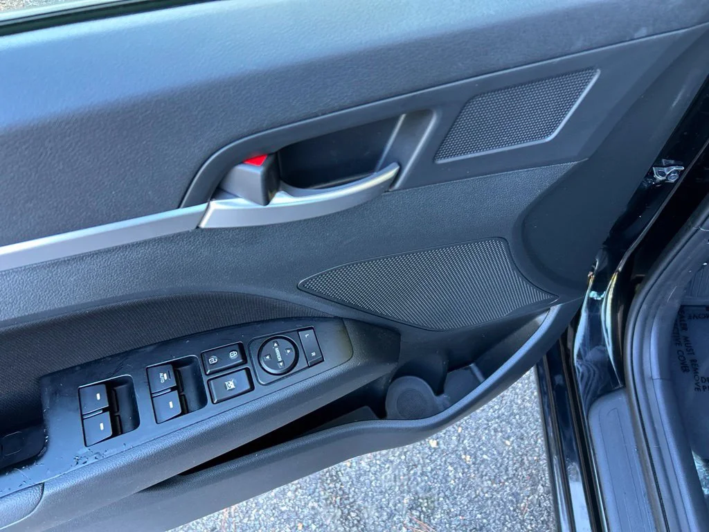 Used 2019 Black Hyundai Value Edition image 15