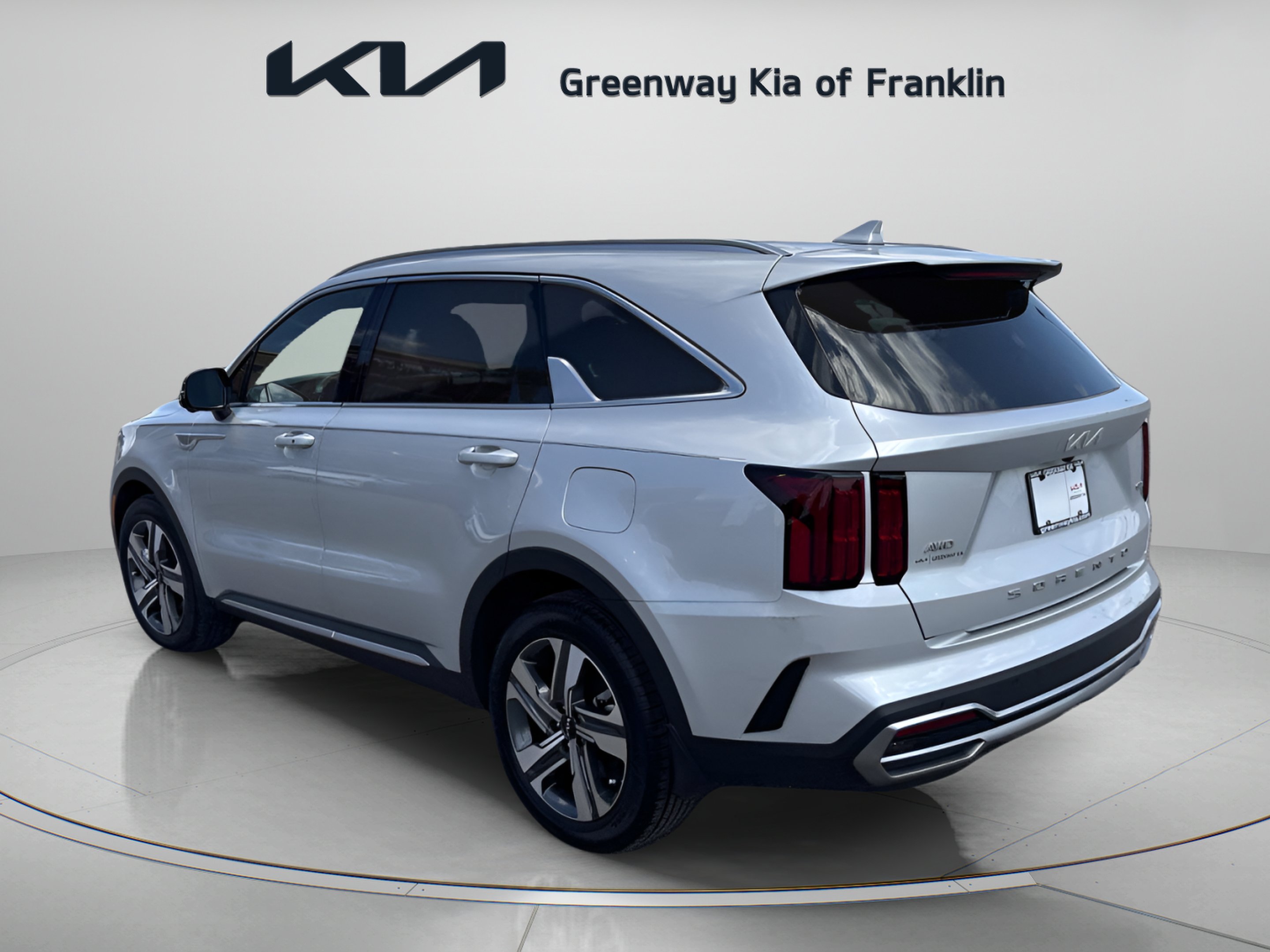 Used 2022 Silky Silver Kia SX Prestige image 5