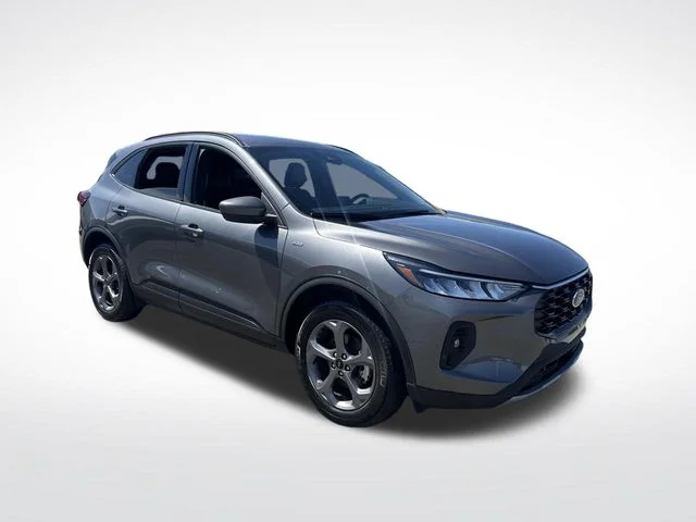 Used 2025 Gray Ford ST-Line Select image 10