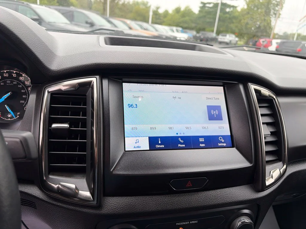 Used 2022 Green Ford XLT image 32