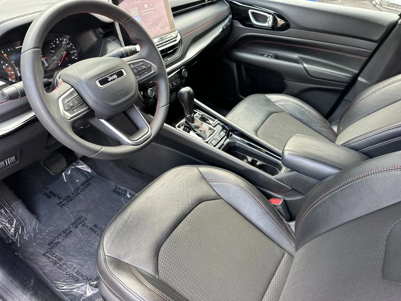 Used 2025 Silver Jeep Trailhawk image 9