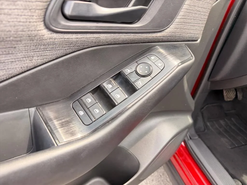 Used 2023 Red Nissan S image 20