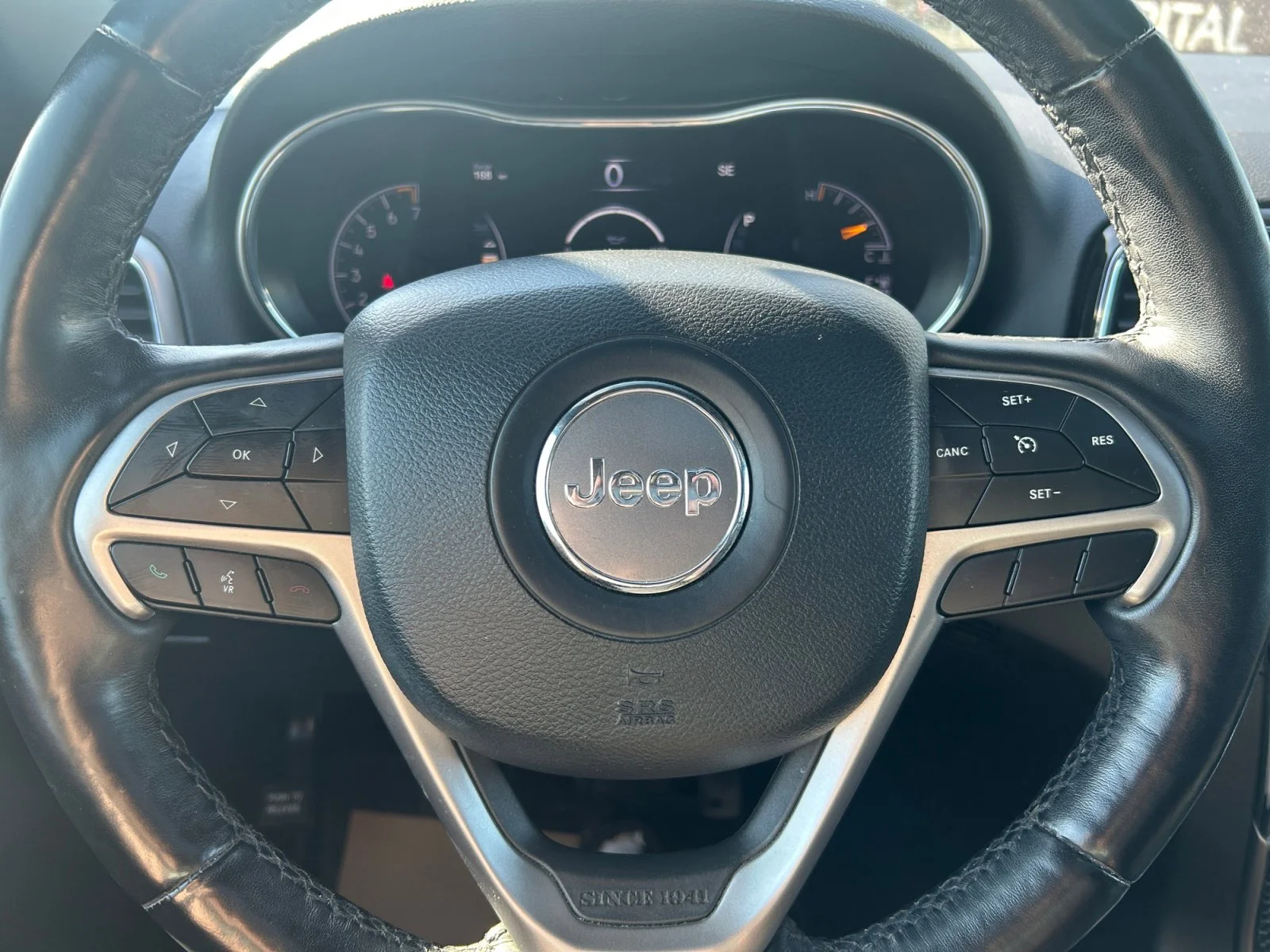 Used 2020 Bright White Jeep ALTITUDE image 21