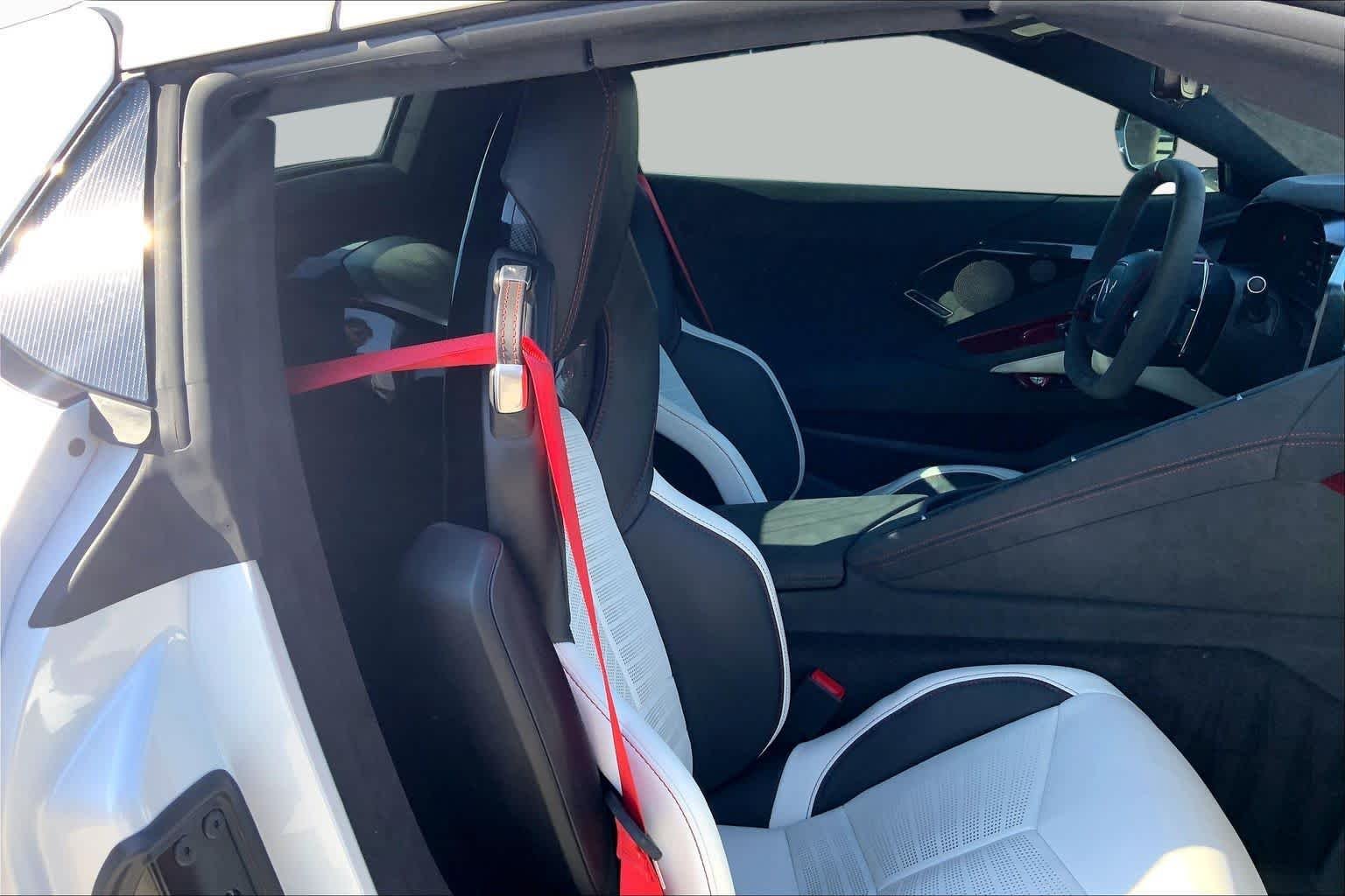 2023 Chevrolet Corvette 3LT - Photo 9