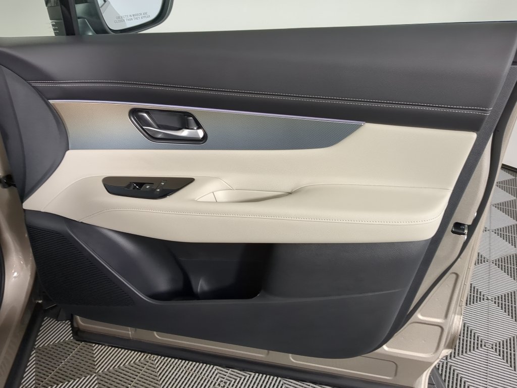 New 2026 Champagne Silver Metallic Nissan SL image 21