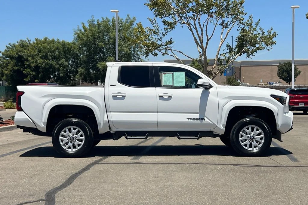 Certified Used 2025 White Toyota SR5 image 3