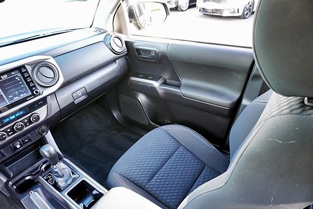 Used 2021 Black Toyota SR5 image 22