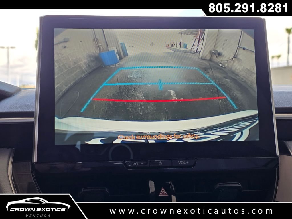 Used 2025 White Toyota FX image 26