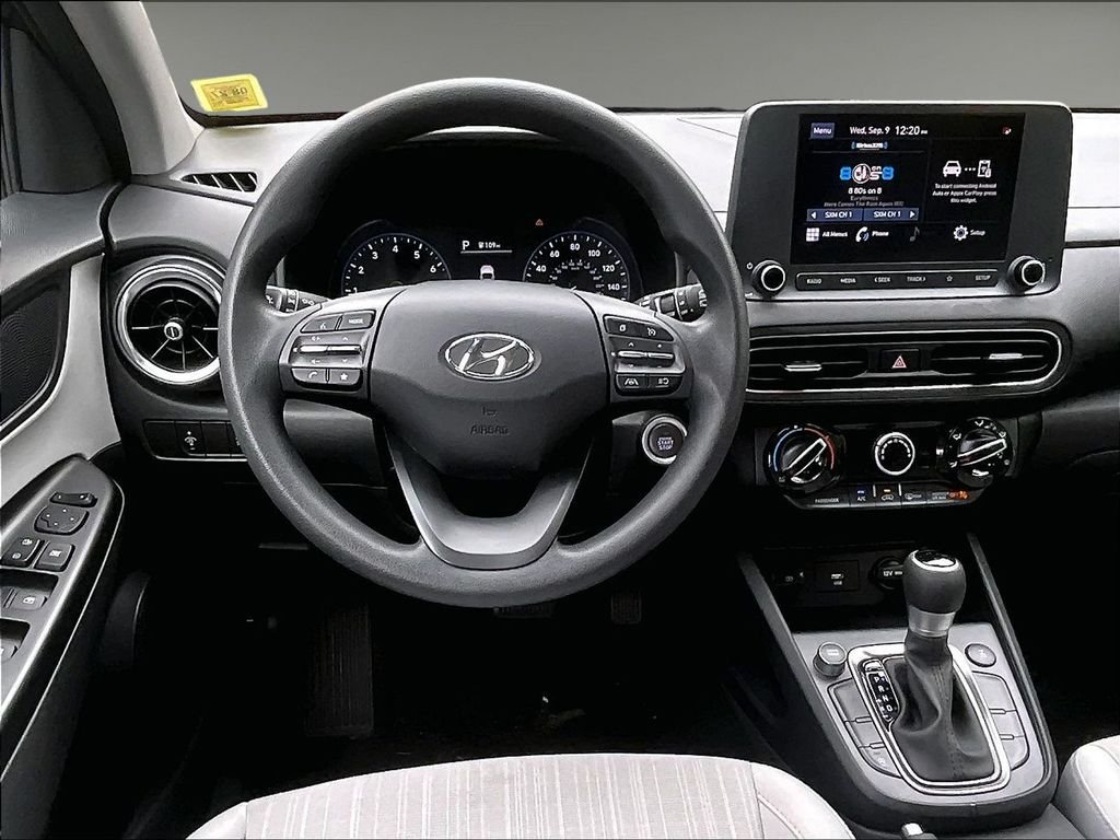 Used 2023 Black Hyundai SEL image 18