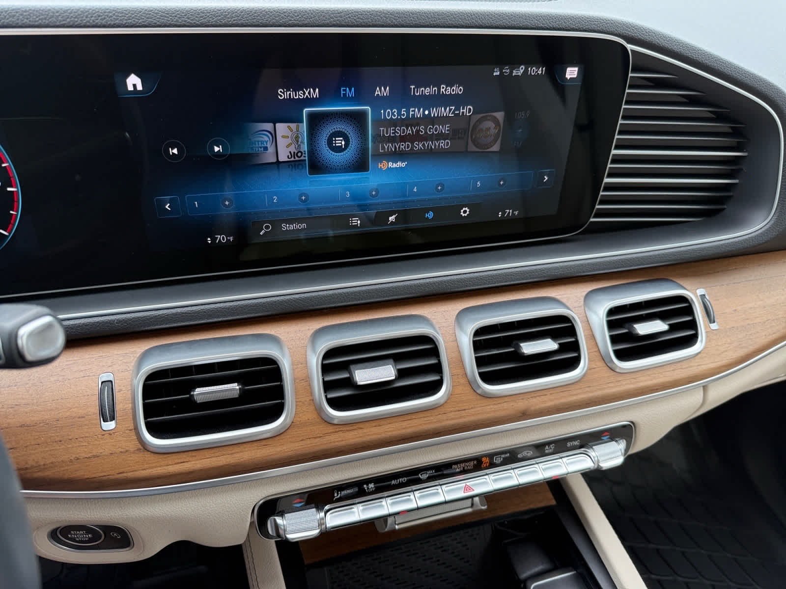 Certified Used 2023 Polar White Mercedes-Benz GLE 580 image 20