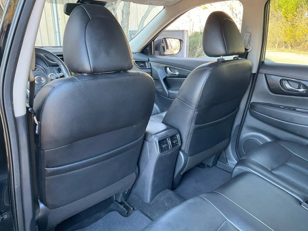 Used 2020 Black Nissan SL image 27