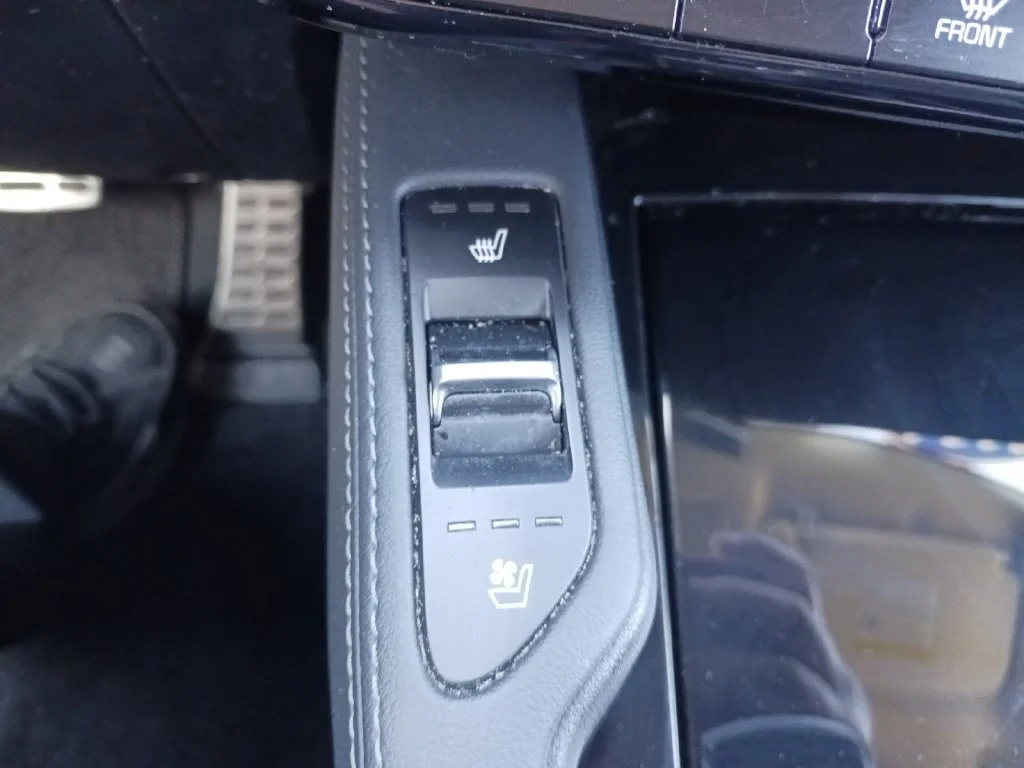 Used 2024 Black Kia SX image 25