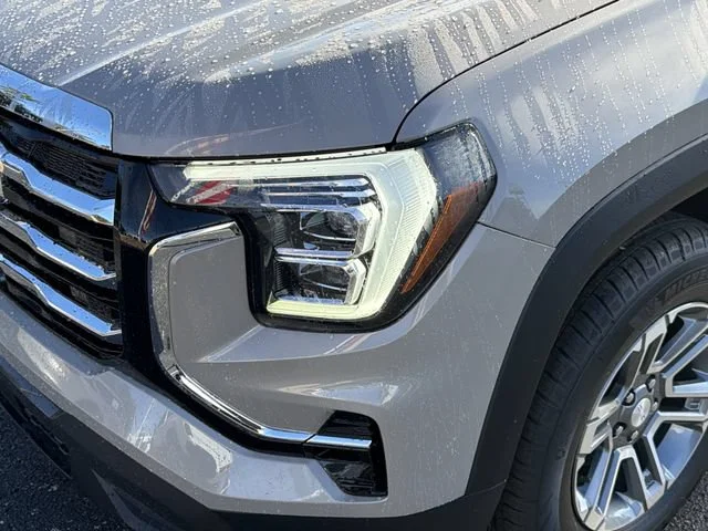New 2027 Riverstone Metallic GMC Elevation image 9