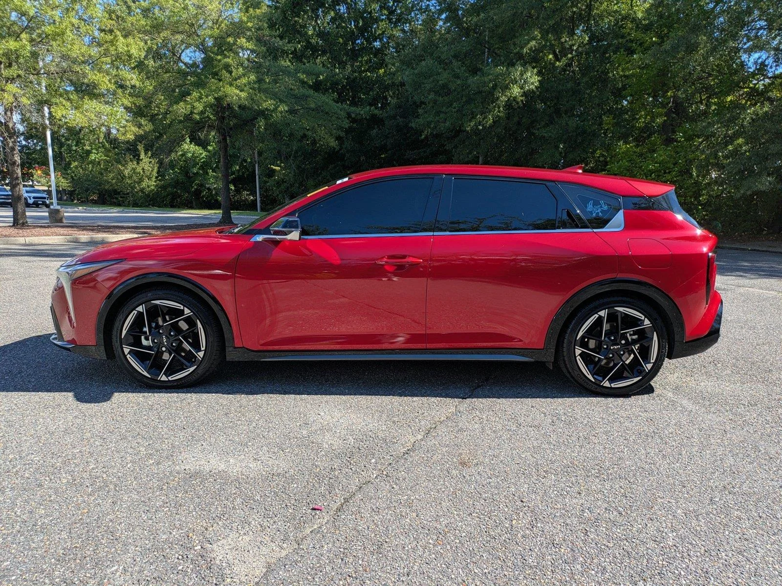 Used 2026 Currant Red Kia GT-Line image 7