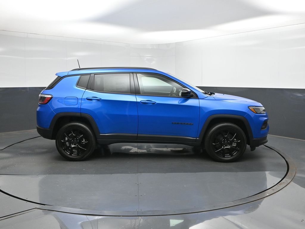 New 2026 Hydro Blue Pearlcoat Jeep Latitude image 11