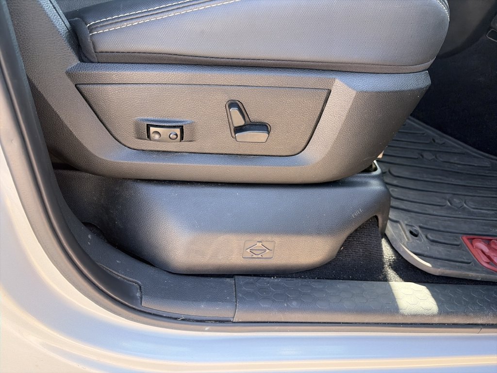 Used 2018 Silver Ram Rebel image 30
