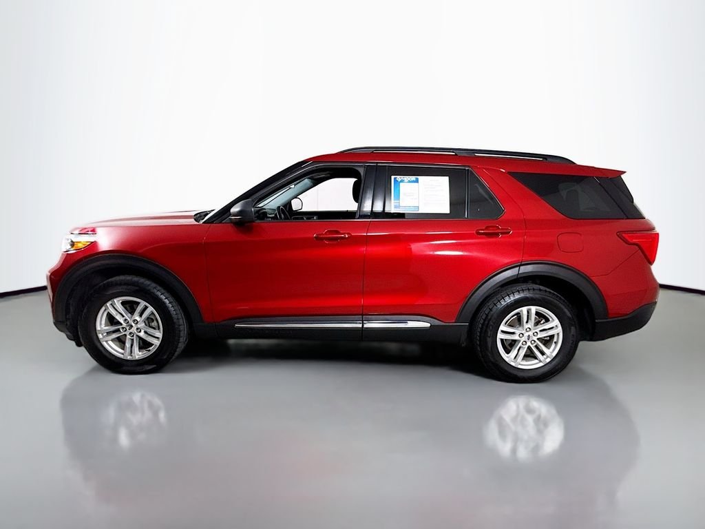 Used 2021 Rapid Red Metallic Tinted Clearcoat Ford XLT image 8