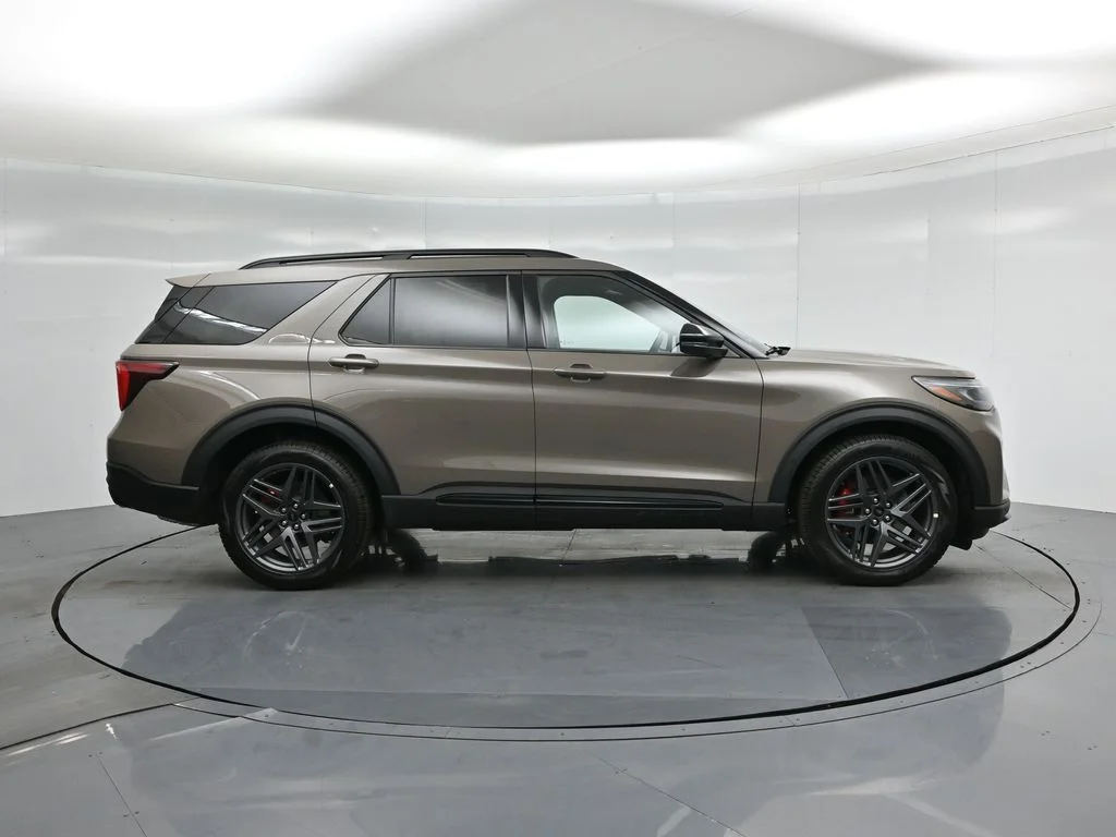 New 2026 Marsh Gray Ford ST image 27