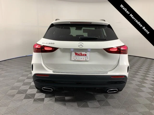 New 2025 Polar White Mercedes-Benz GLA 250 image 49