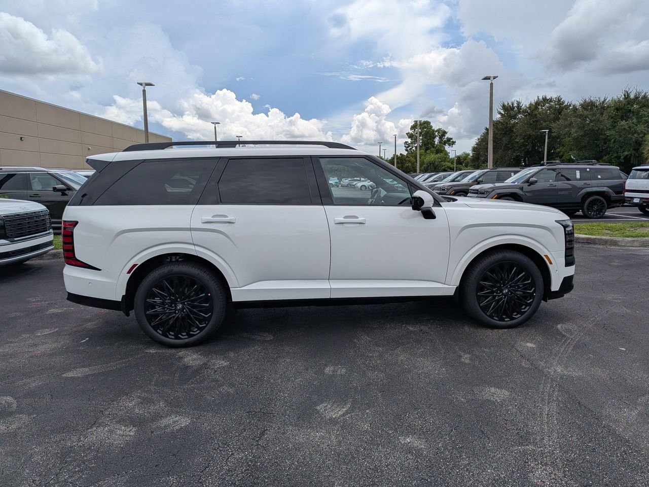 New 2027 Creamy White Pearl Hyundai Calligraphy Black Ink image 3