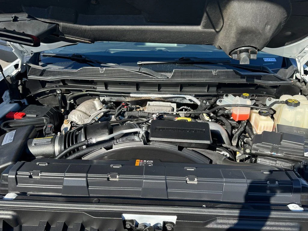 2021 Chevrolet Silverado 3500HD LT - Photo 9