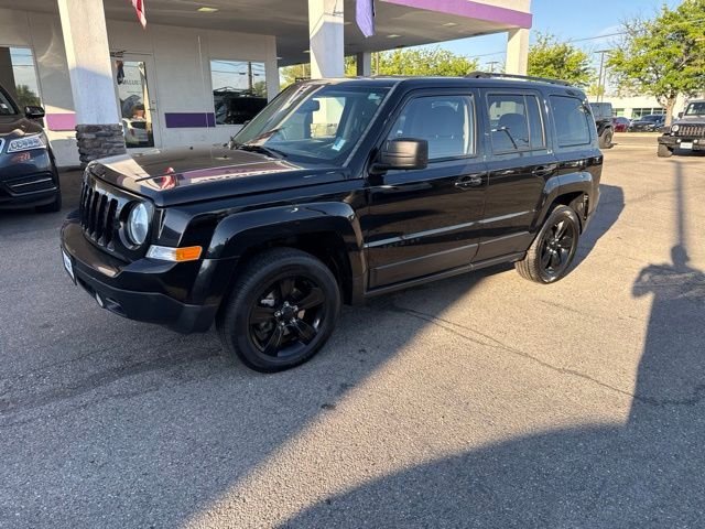 Used 2015 Black Jeep Sport image 8