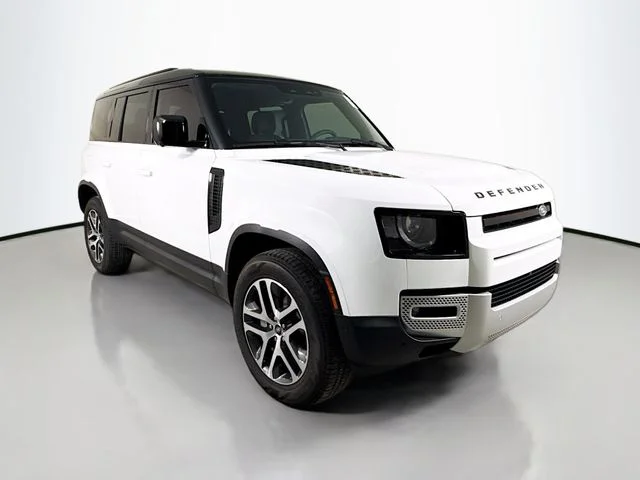 Certified Used 2025 White Land Rover S image 3