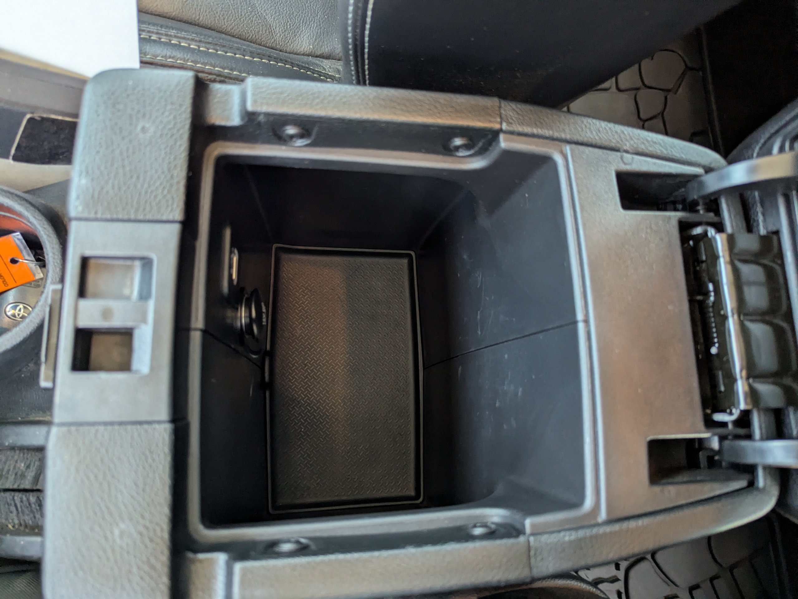 Used 2018  Jeep Rubicon image 21