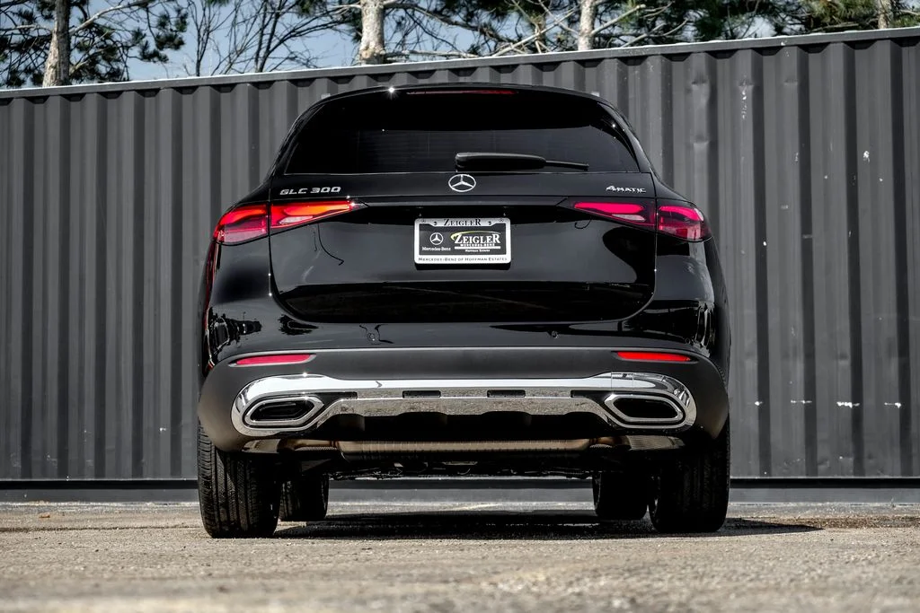 New 2026 Black Mercedes-Benz GLC 300 image 8