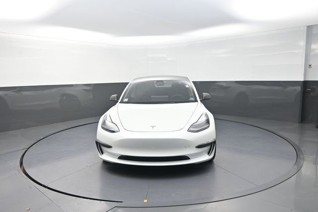 Used 2022  Tesla Long Range image 28