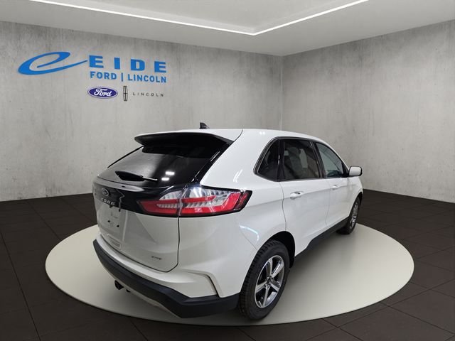 Used 2023 White Ford SEL image 10