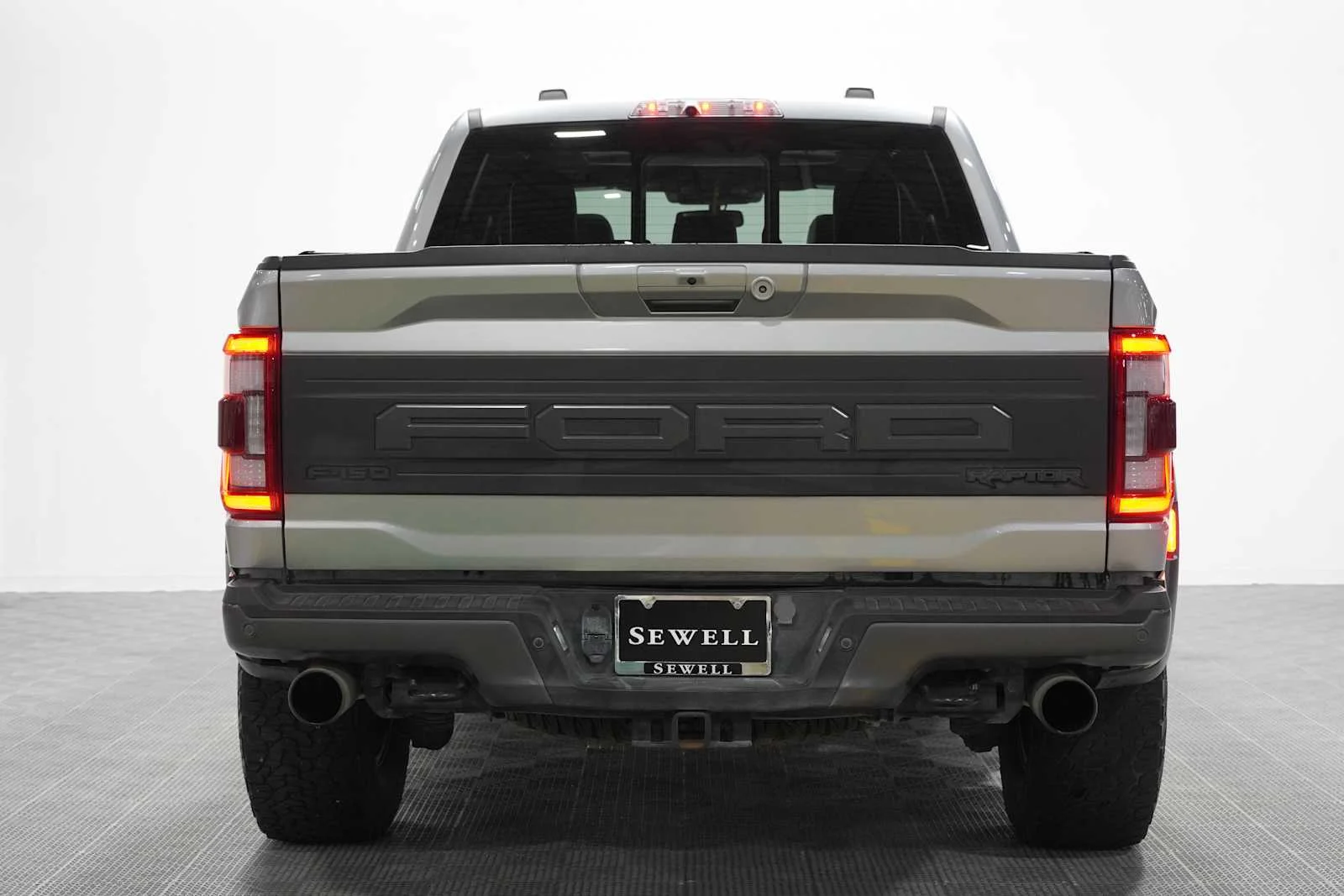 Used 2023 Iconic Silver Metallic Ford Raptor image 5