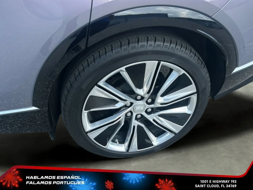 Used 2025 Celestial Metallic Cadillac Luxury 3 image 30