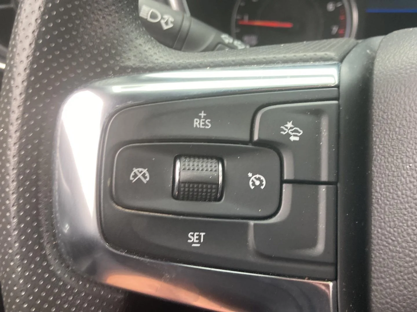 Used 2024 Black Chevrolet 2LT image 13