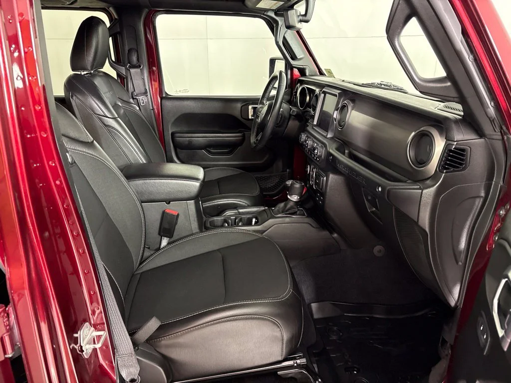 Used 2021 Red Jeep Unlimited Sport image 15