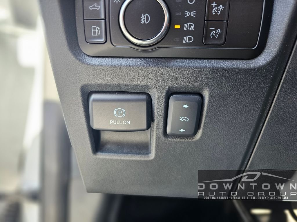 Used 2023 White Ford Lariat image 20