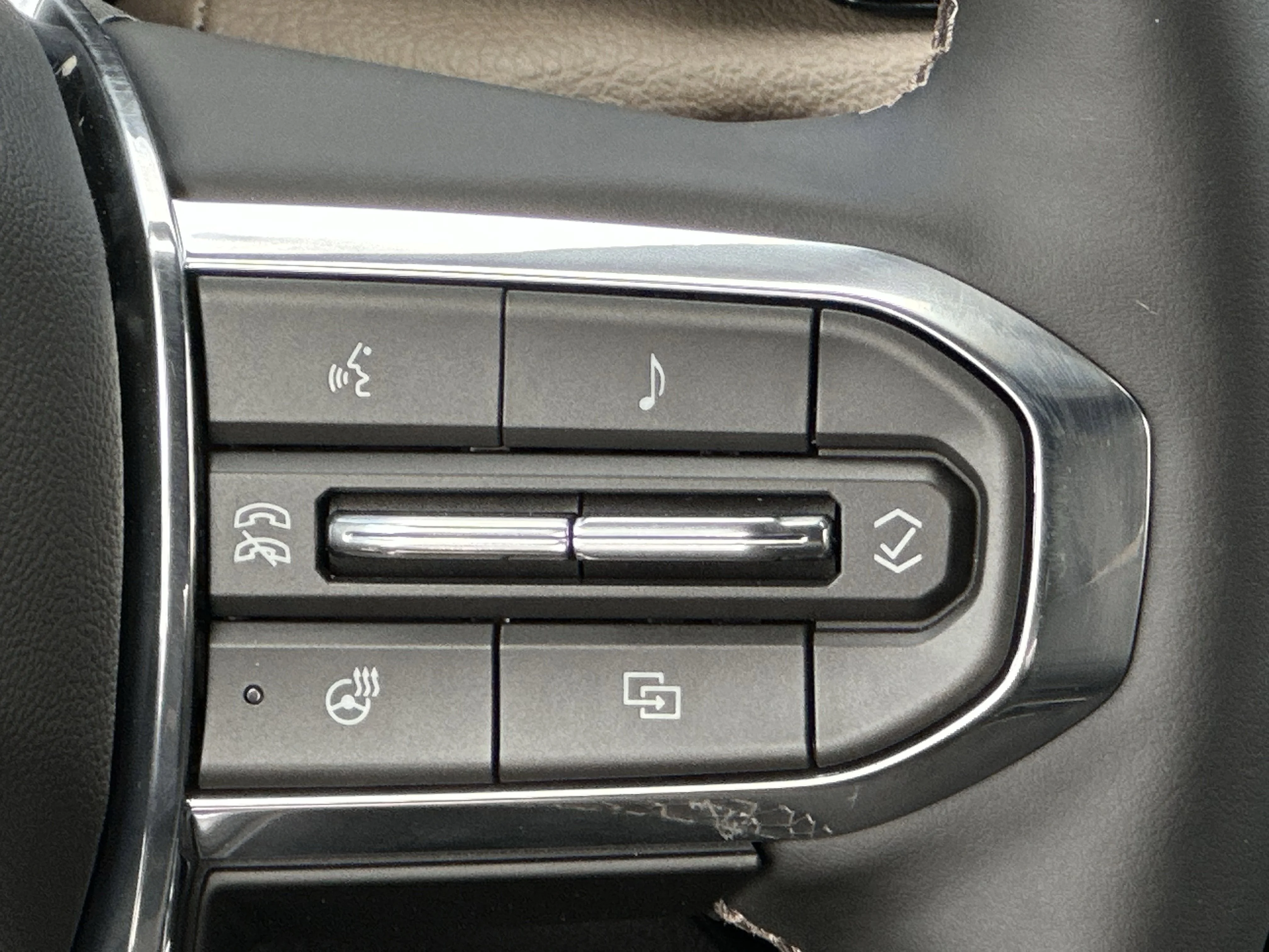 New 2026 Summit White GMC Denali image 9