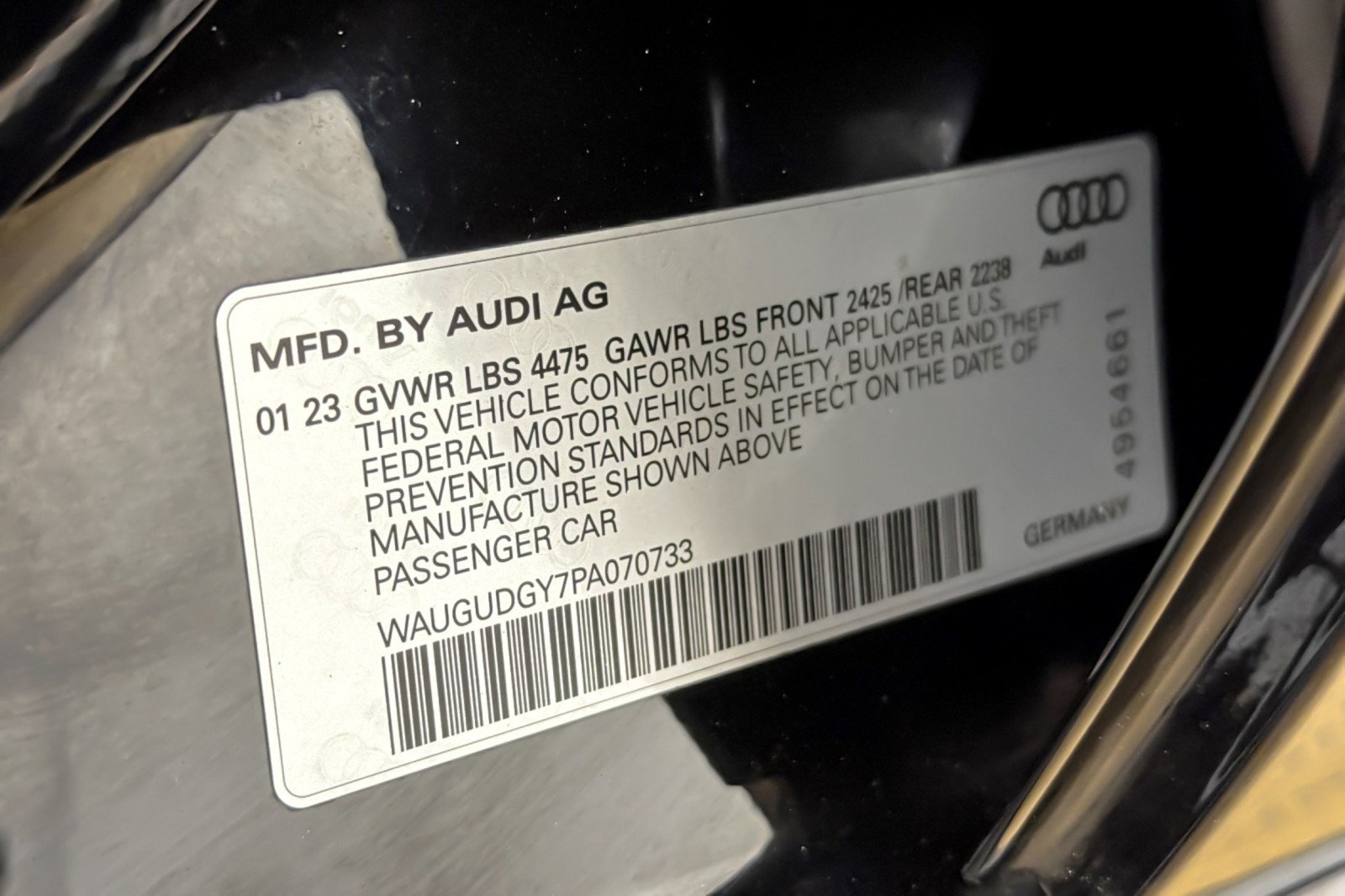 Used 2023 Brilliant Black Audi Premium 40 TFSI quattro image 26