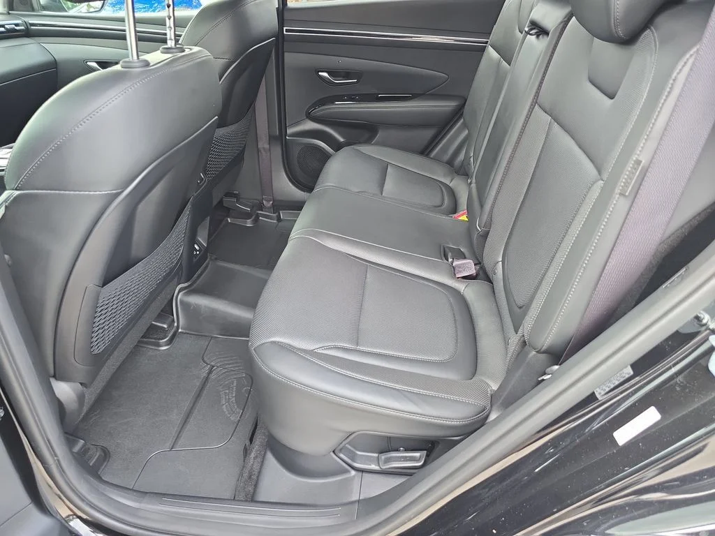 Used 2024 Black Hyundai Limited image 17