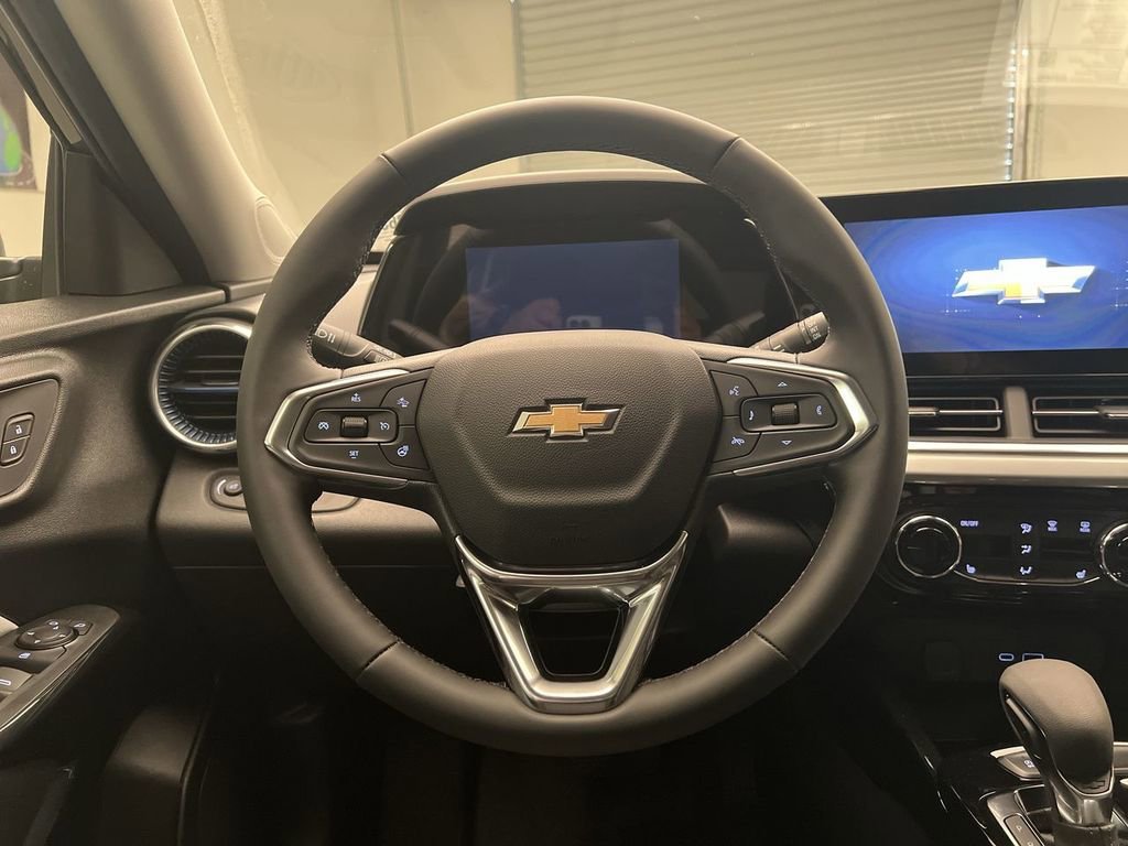 2026 Chevrolet Trax LT - Photo 14