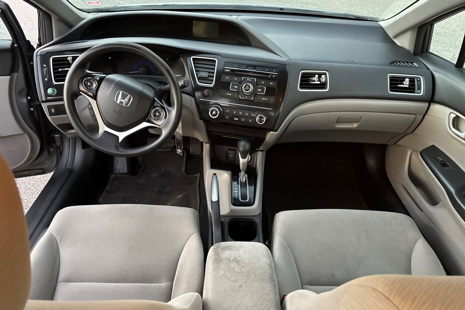 Used 2013  Honda LX image 16